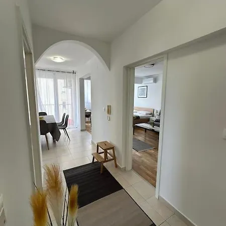 Apartamento Modern In Split, 8min From Beach Split
