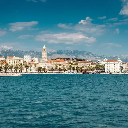 Modern In Split, 8min From Beach *
